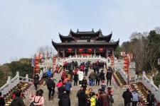 钦州湖北旅游攻略(七月湖北旅游攻略)