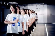 钦州南京少儿模特兼职(南京潮童星少儿模特培训地址)
