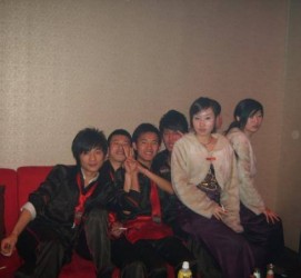 钦州武汉雇用男伴游(武汉雇用男伴游戏主播)