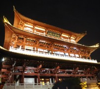 钦州长沙旅游攻略(长沙旅游攻略景点必去长沙美食街)
