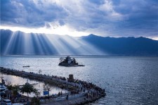 钦州洱海旅游攻略(成都到洱海旅游攻略)