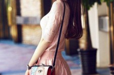 钦州中国女模特(上世纪80年代中国女模特)