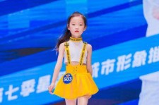 钦州模特比赛(模特比赛泳装)
