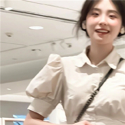 钦州高端纯出女孩雇用(高端名媛定造)奢华游艇豪侈生活月入50W