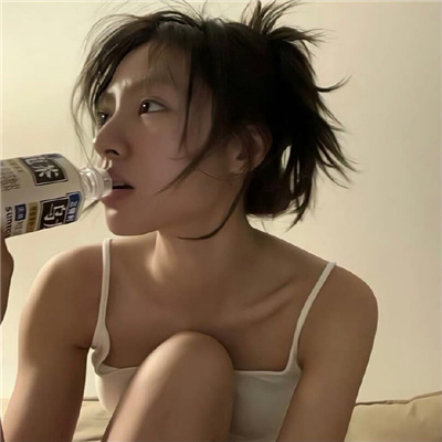 钦州商务伴游的职业素质与礼仪要求