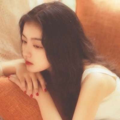 钦州伴游女生赵梦琪的资料