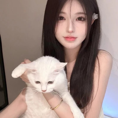 钦州伴游女生陈露晞的资料