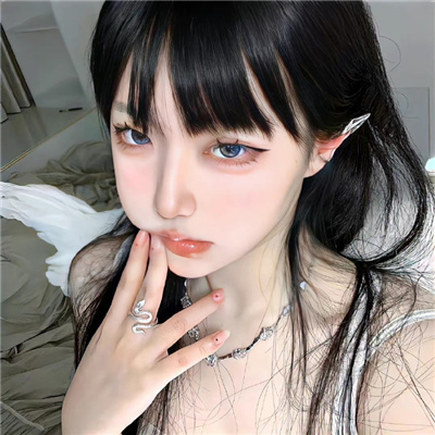 钦州伴游女生杨悦澜的资料