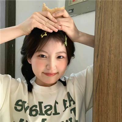 钦州伴游女生蒯慧雅