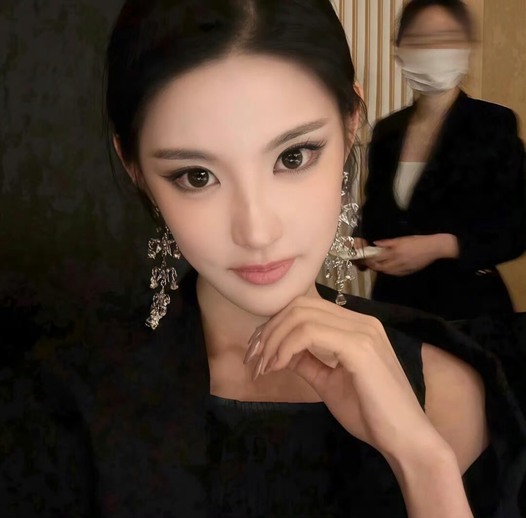 钦州伴游女生 | Isabella Chen的资料
